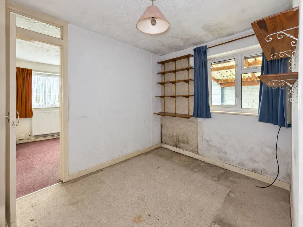 Lilac Lane, Great Wyrley, WS6, photo 11