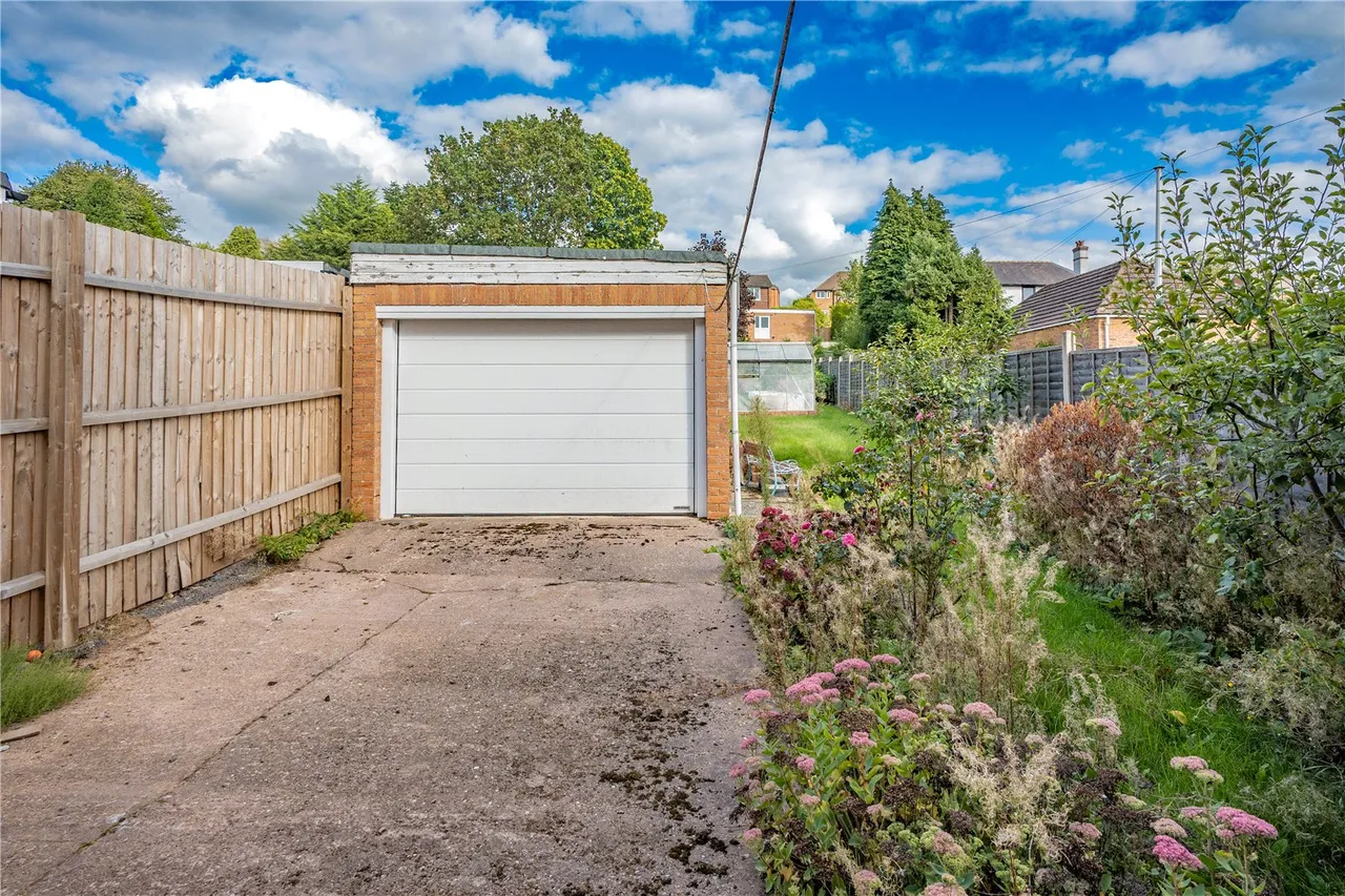 Birmingham Road, Lickey End, B61, photo 12