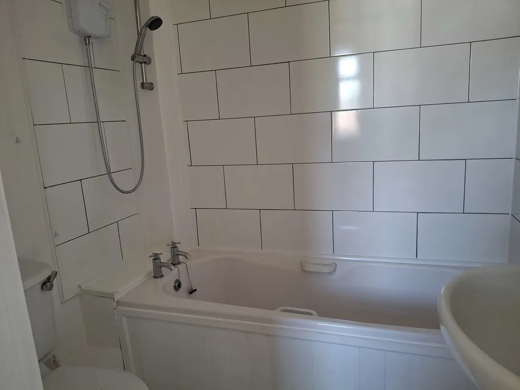 Chapel Street, Warminster, BA12, photo 8