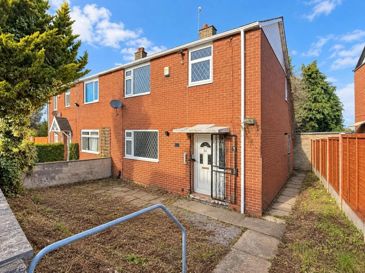 3 bed house for sale, Harley Drive, Leeds, LS13