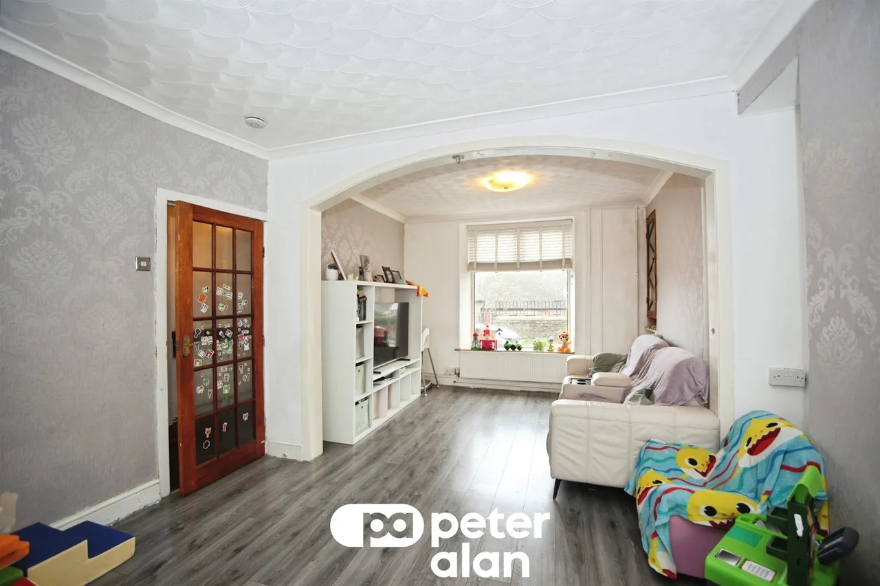 Usk Road, Bargoed, CF81, photo 3