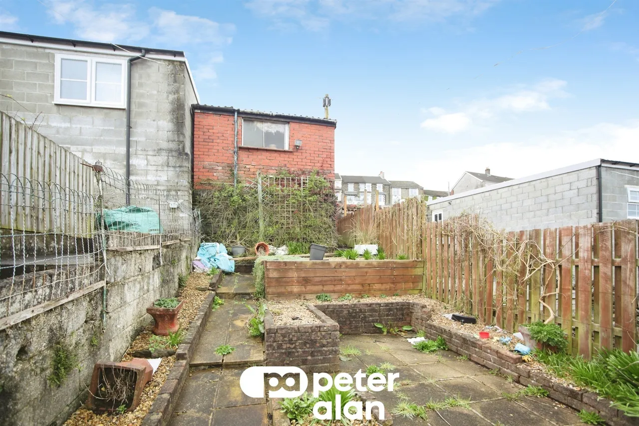 Usk Road, Bargoed, CF81, photo 13