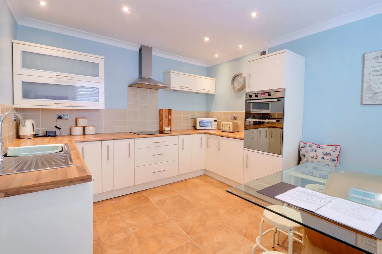 Regent Place, Ilfracombe, EX34, photo 2