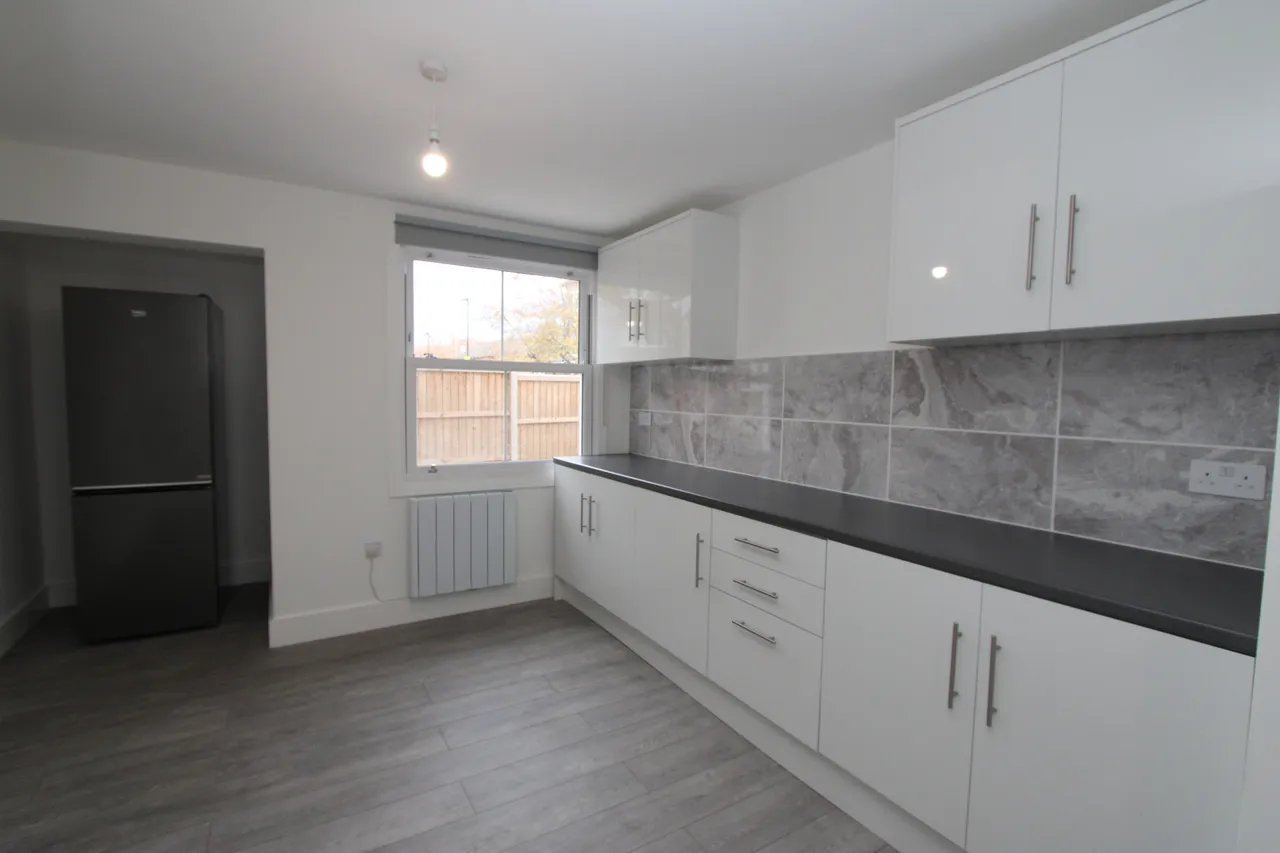 86 Finsbury Road, London, photo 8