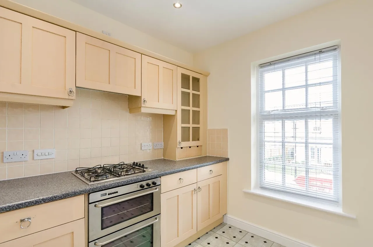 Bishopfields Drive, York, YO26, photo 4