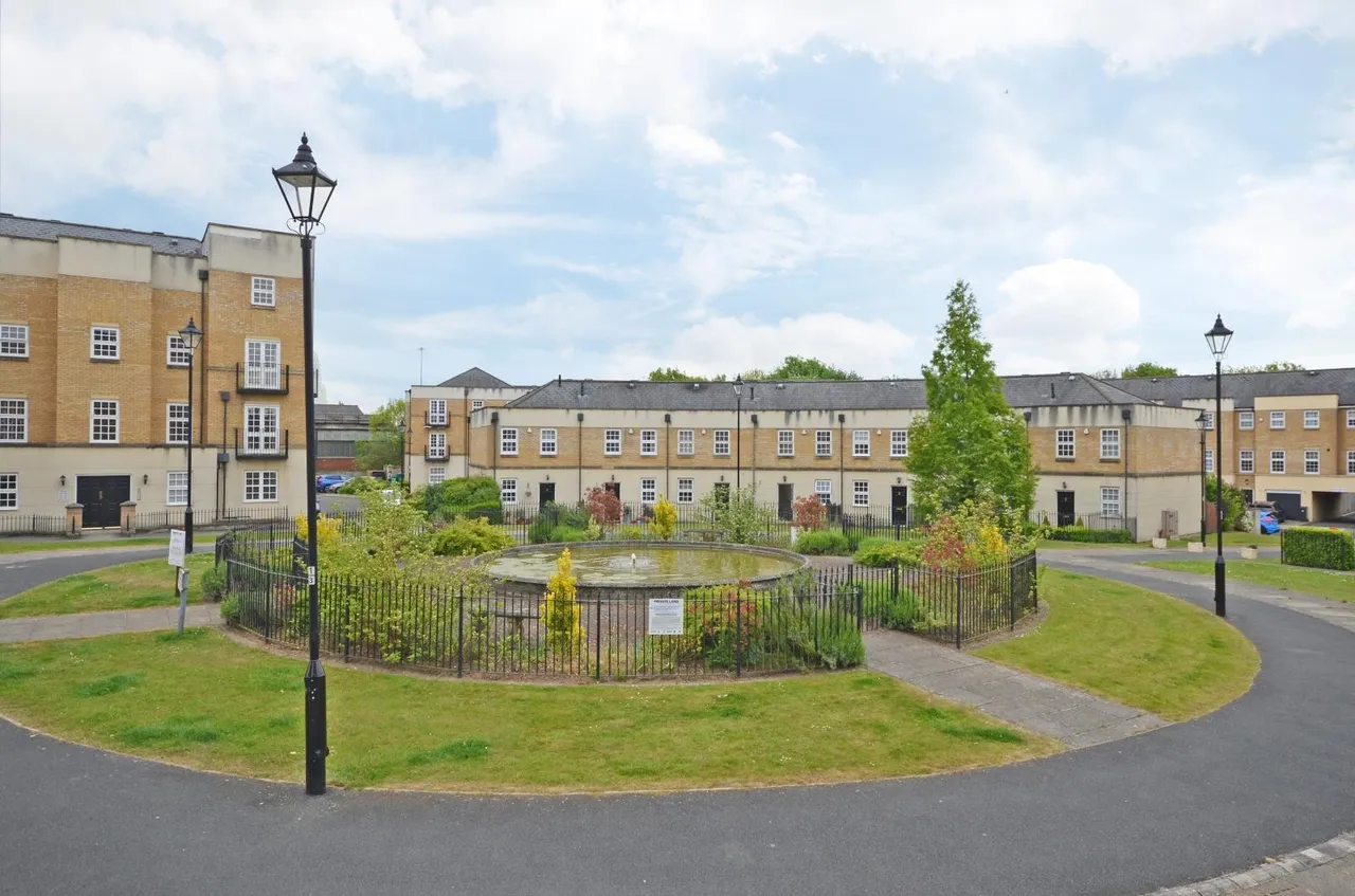 Bishopfields Drive, York, YO26, photo 13