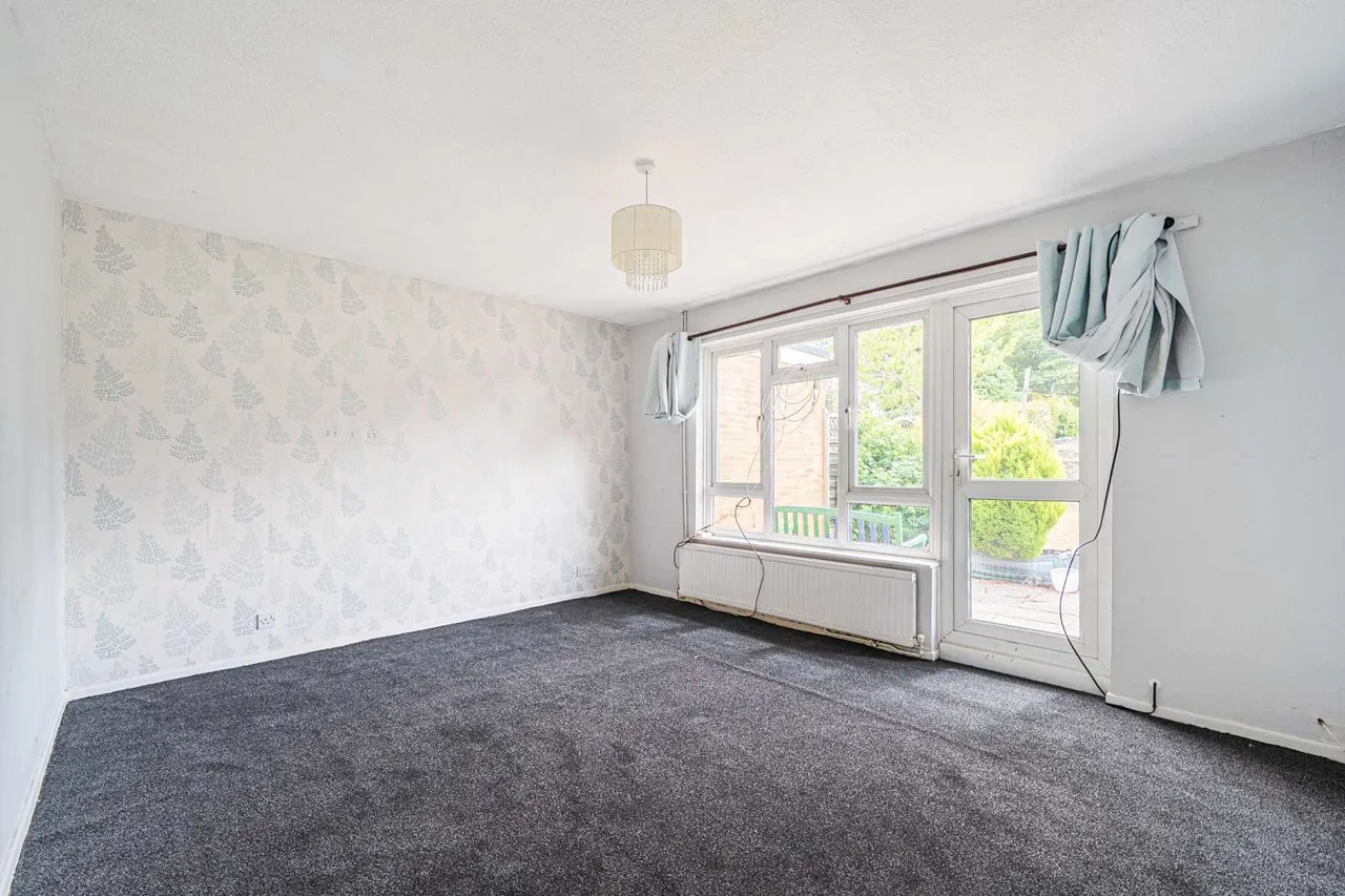 Victoria Road, Chatham, Kent, ME5 9HB, photo 2