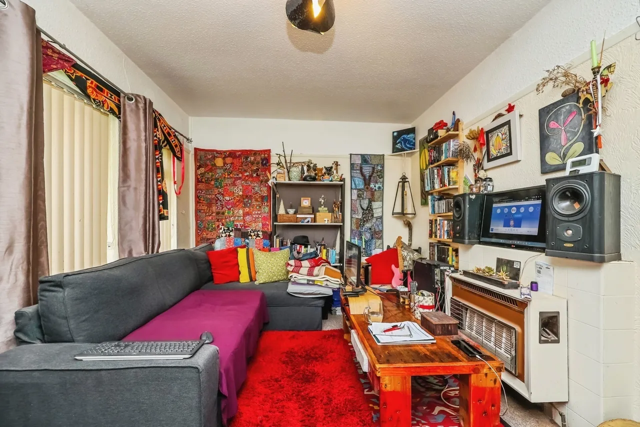 Wilden Crescent, Clifton, NG11, photo 5