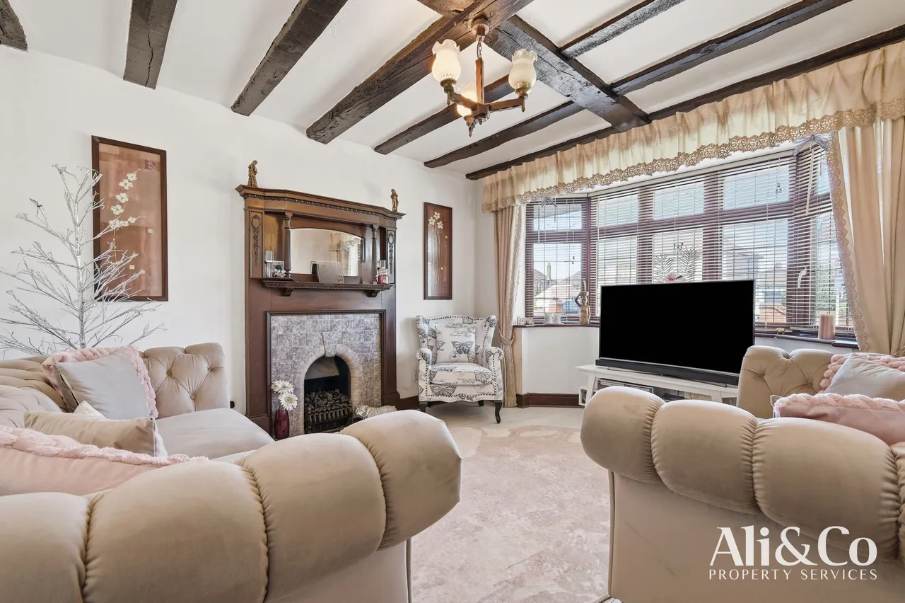 Long Lane, Grays, Essex, RM16 2PT, photo 8