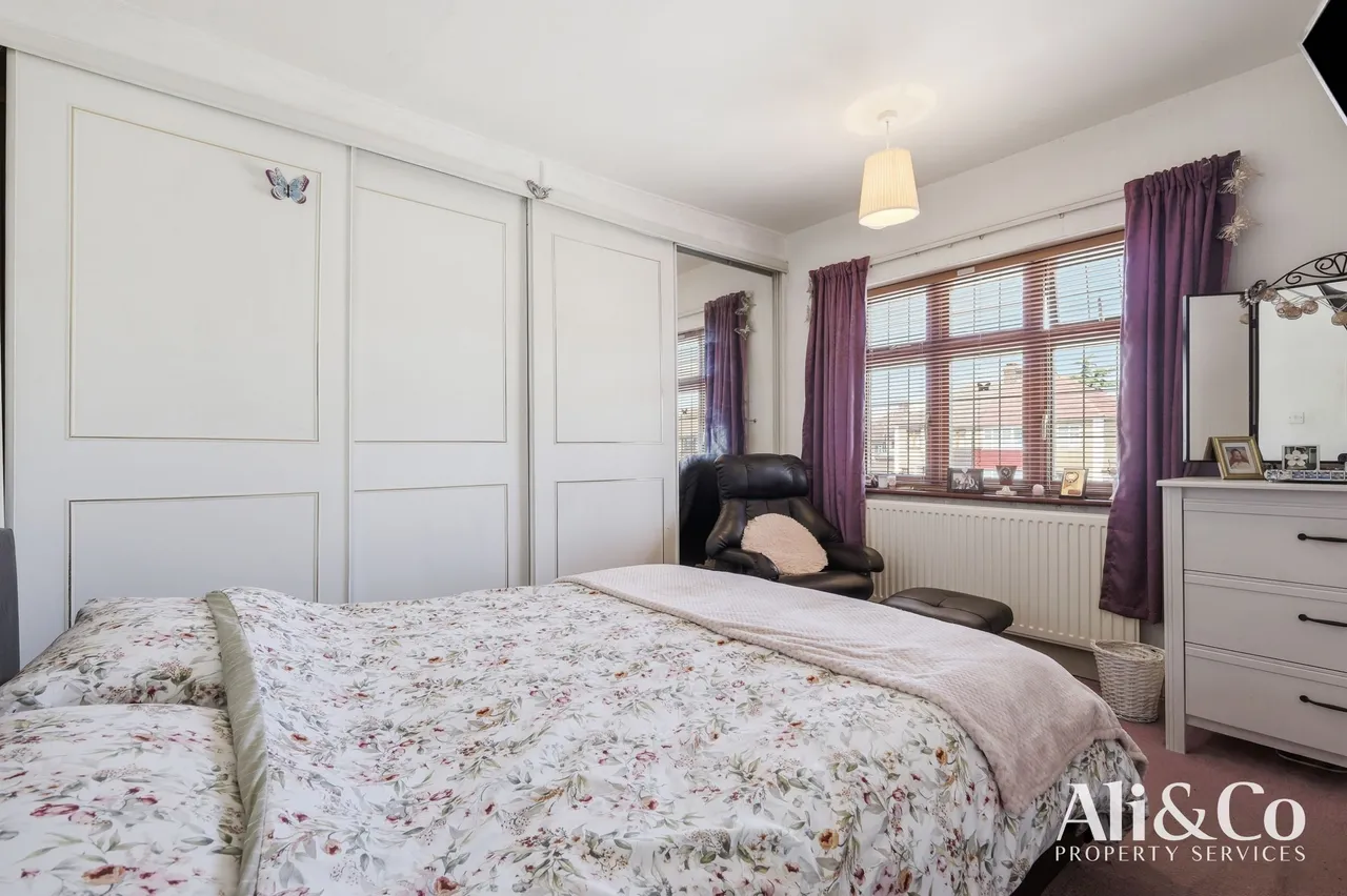 Long Lane, Grays, Essex, RM16 2PT, photo 14