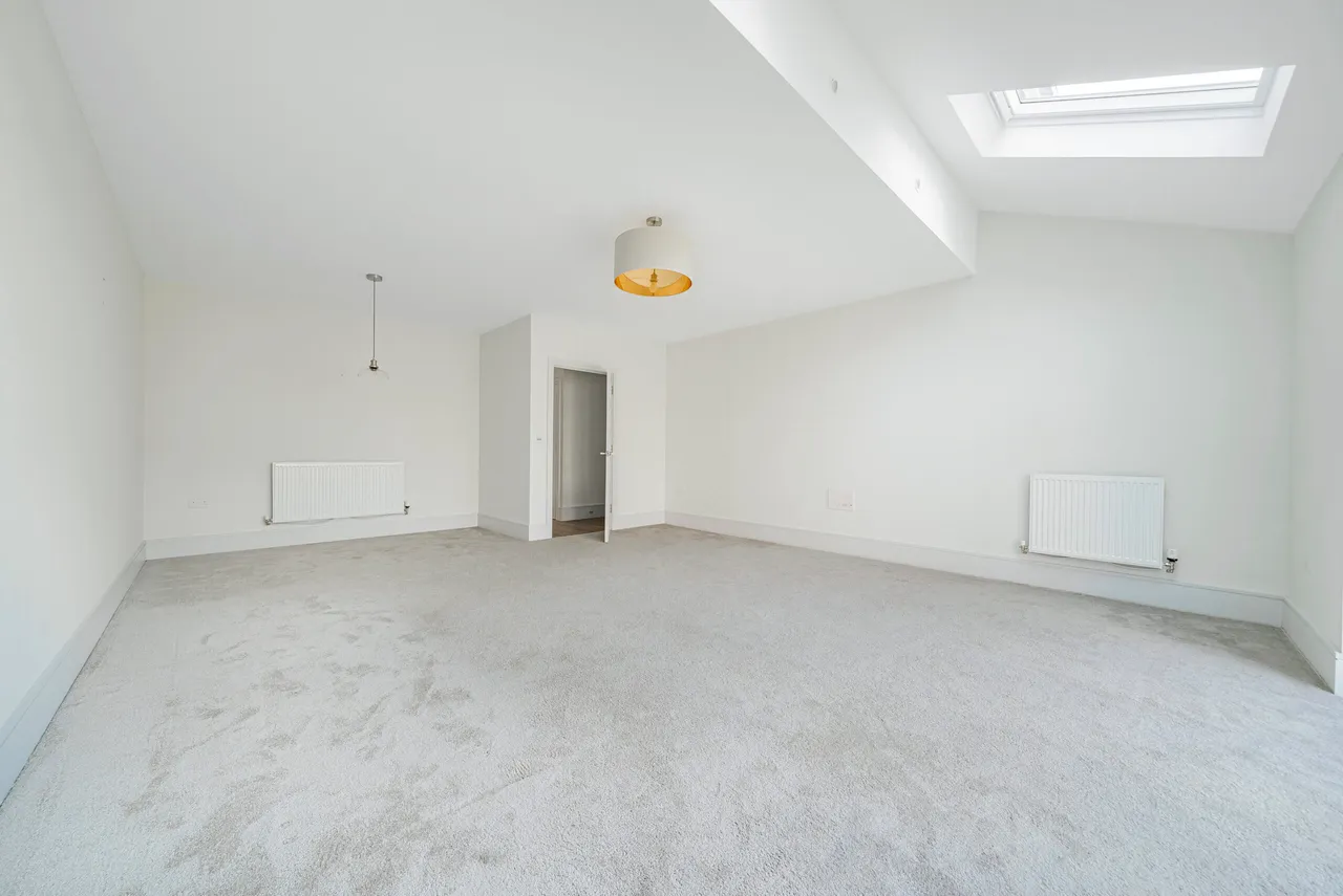 Featherfall Road, Crookham Village, GU51, photo 5
