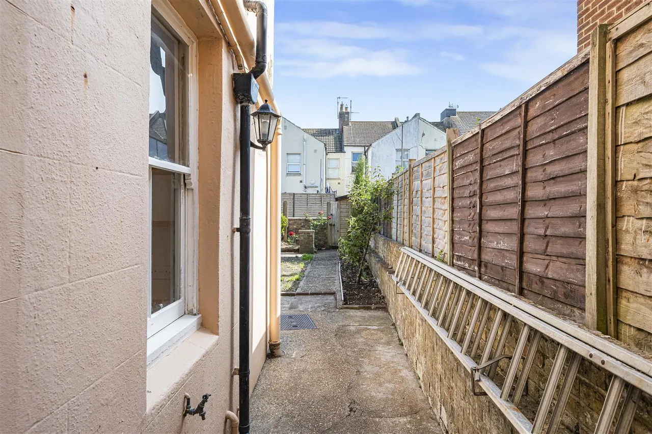 Evelyn Avenue, Newhaven, photo 23