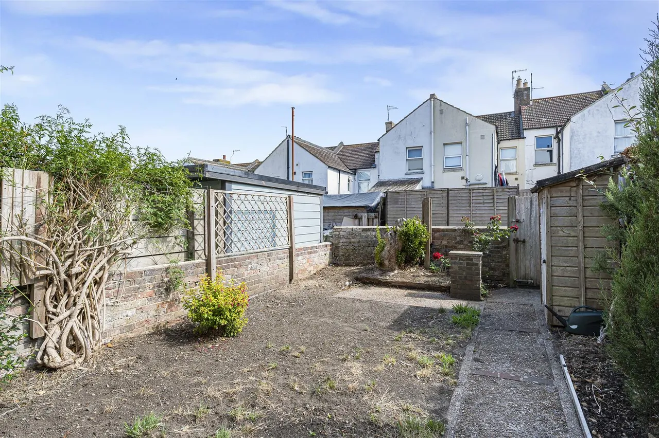 Evelyn Avenue, Newhaven, photo 24