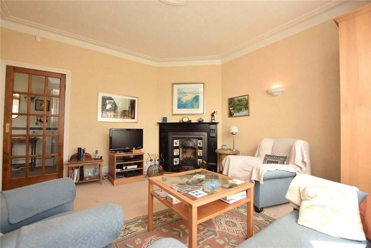 Ayresome Terrace, Roundhay, LS8, photo 13