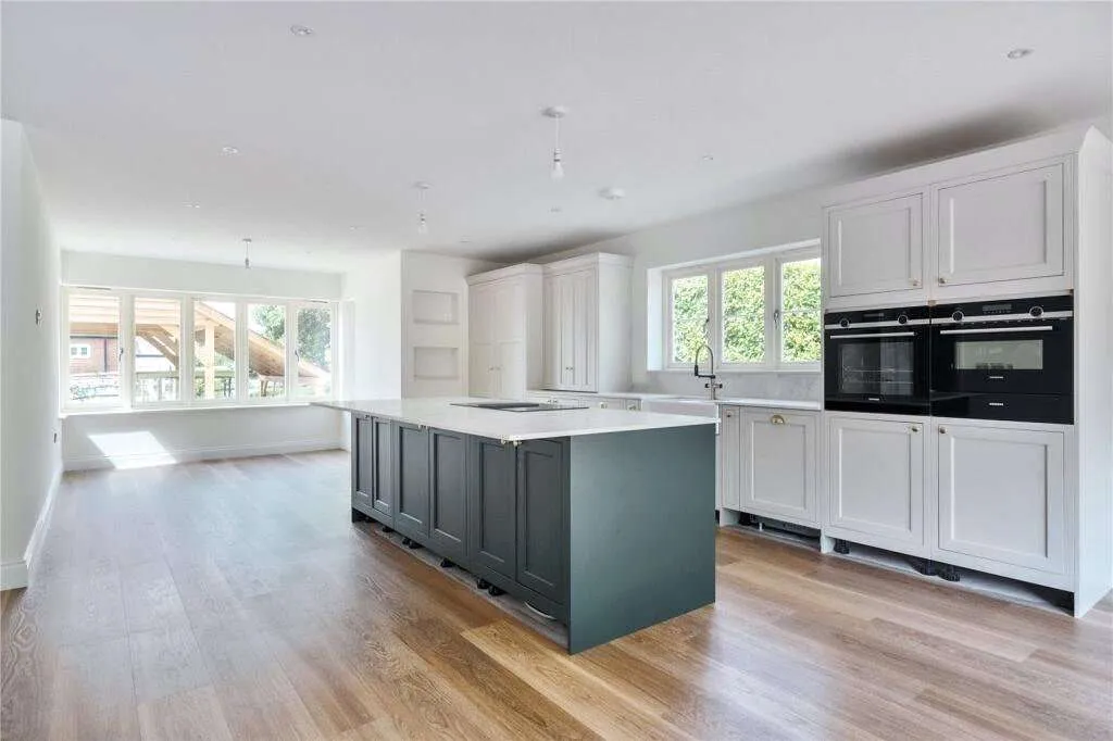 Downside Road, Winchester, Hampshire, SO22 5LU, photo 4