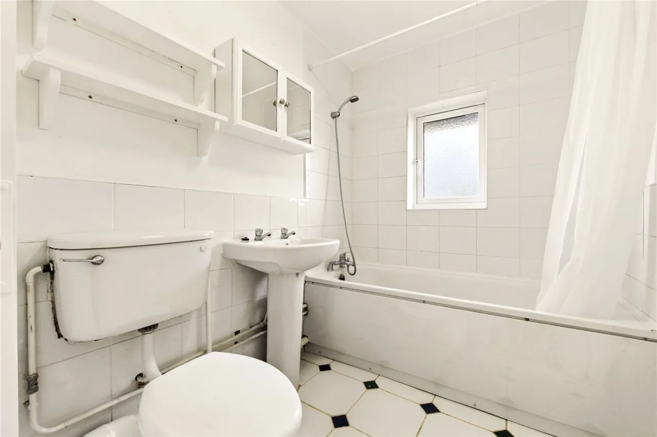 Cornmow Drive, London, NW10, photo 5