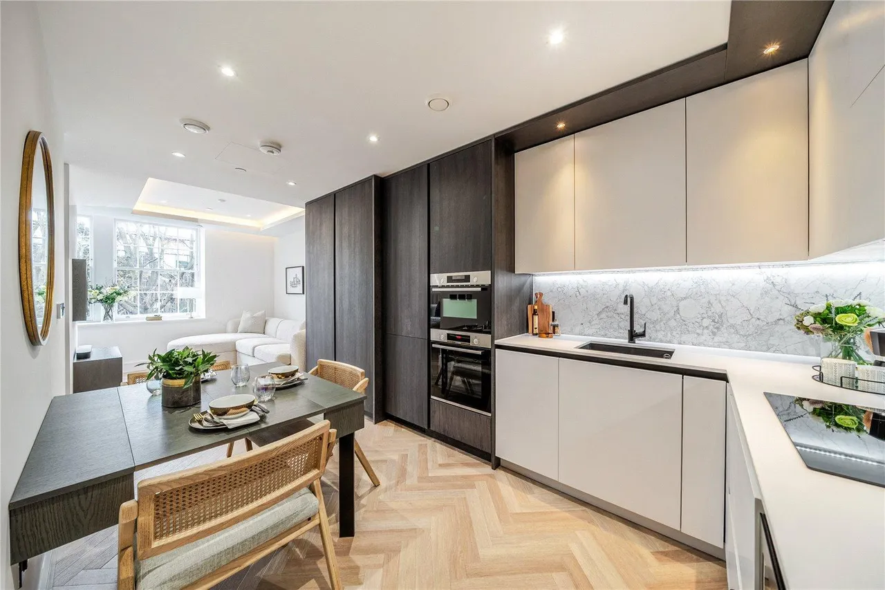 Brigade Court, London, SE1, photo 13