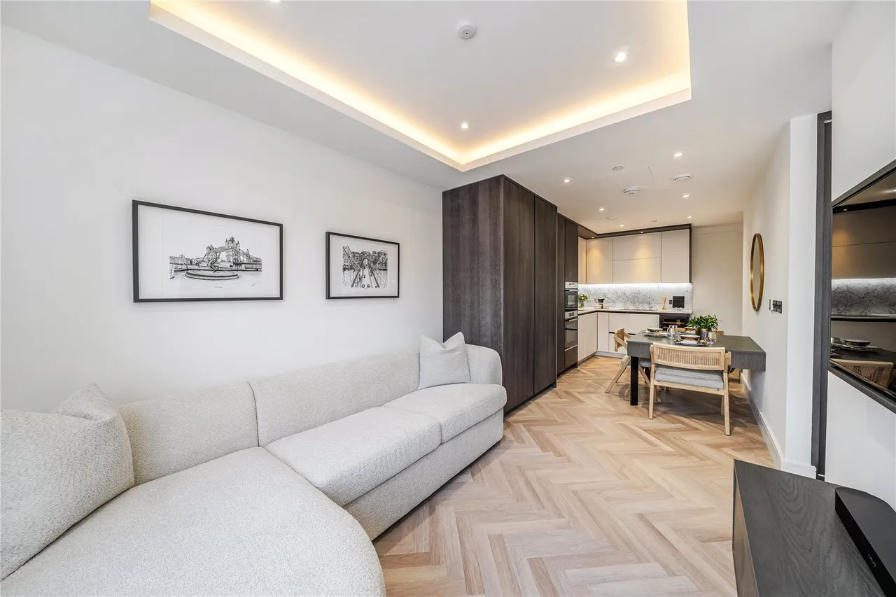 Brigade Court, London, SE1, photo 9