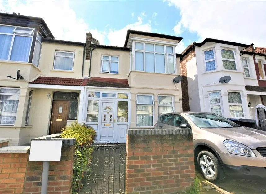 3 bed house to rent — Audley Road, Hendon, NW4