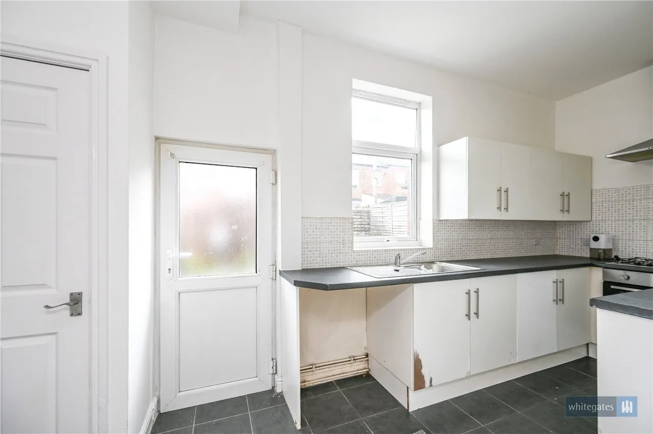 Cronton Avenue, Whiston, L35, photo 9