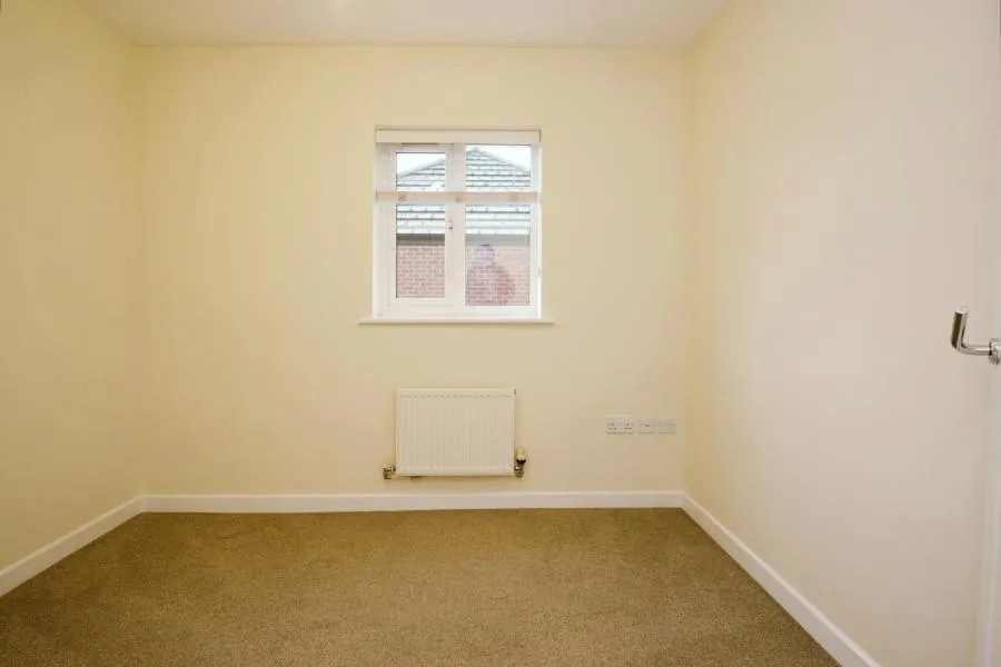 Ffordd Ty Unnos, Cardiff, CF14, photo 8