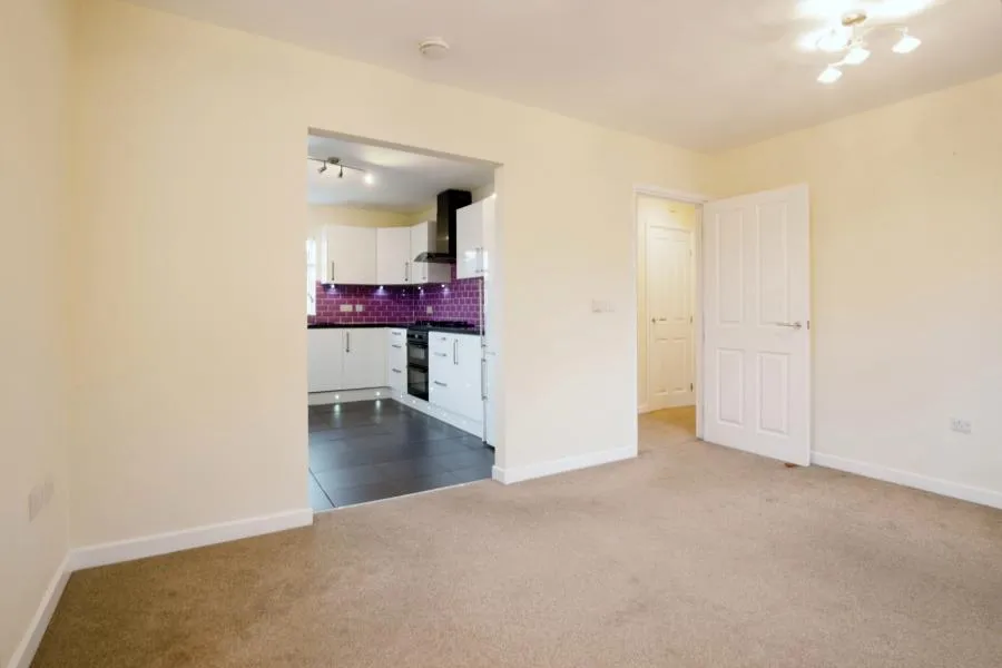 Ffordd Ty Unnos, Cardiff, CF14, photo 2