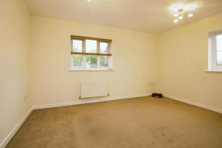 Ffordd Ty Unnos, Cardiff, CF14, photo 6