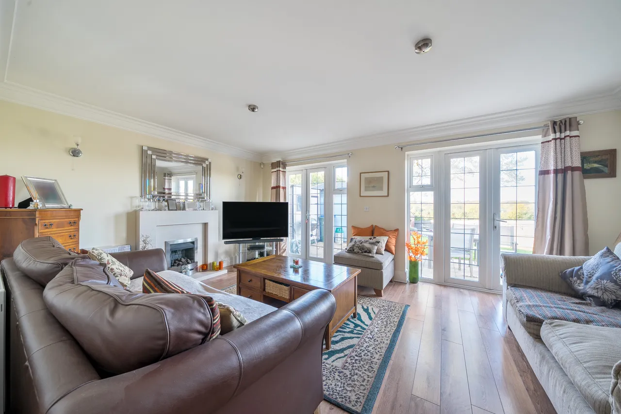 Linfield Lane, Ashington, RH20, photo 2