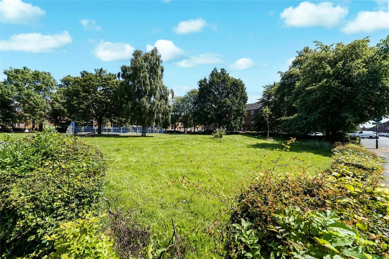 Earl Street, Scotstoun, Glasgow, G14, photo 19