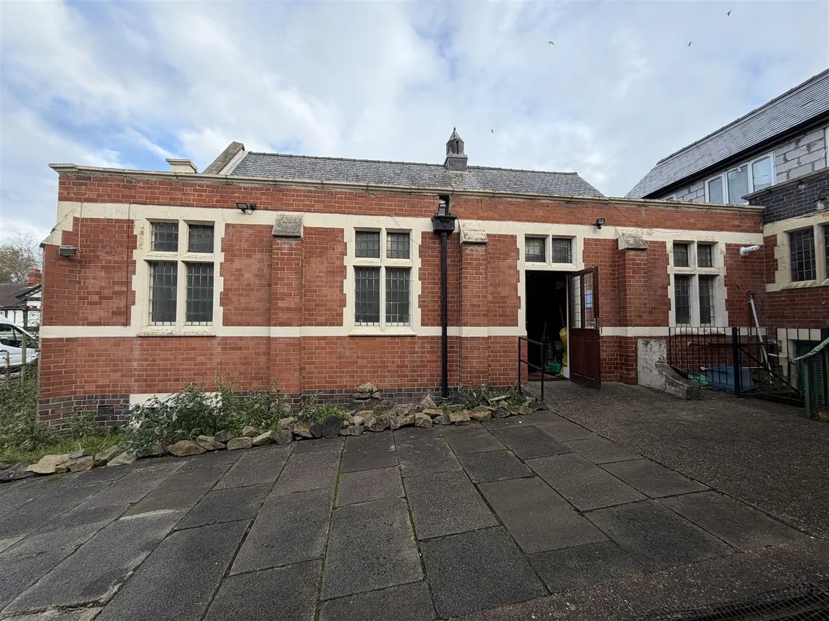 The Avenue, Stoke-on-Trent, ST7, photo 6