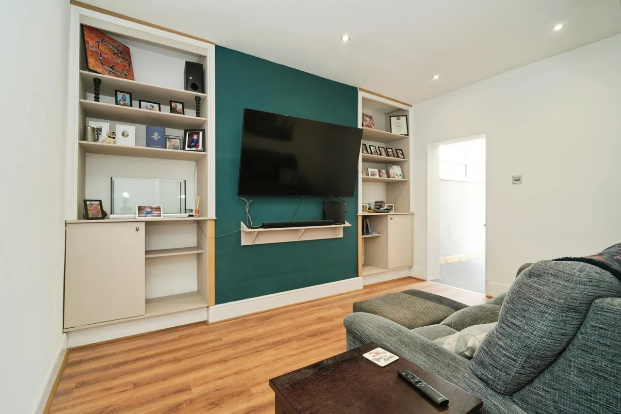Portland Street, Newton-le-Willows, Merseyside, WA12, photo 3