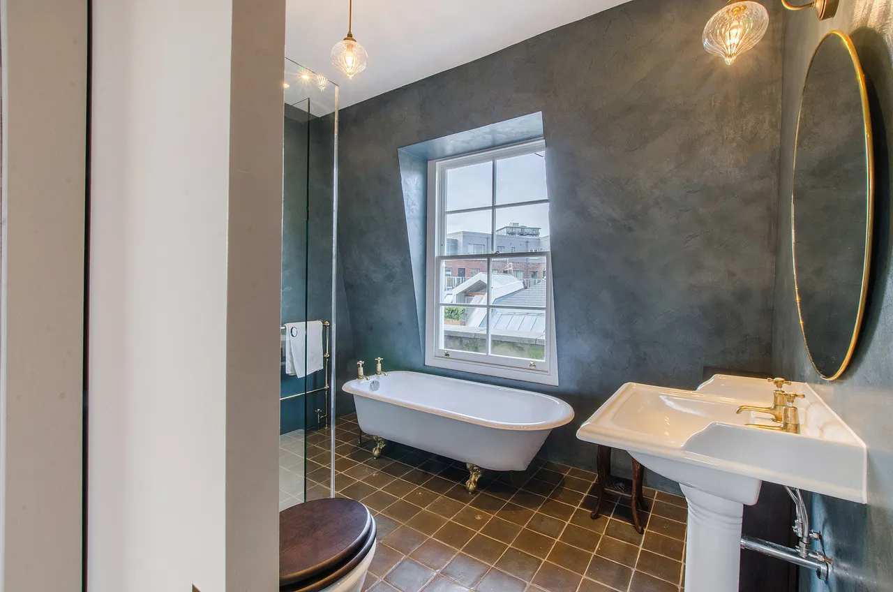 Flat 3, 116 Bermondsey Street, London, photo 7
