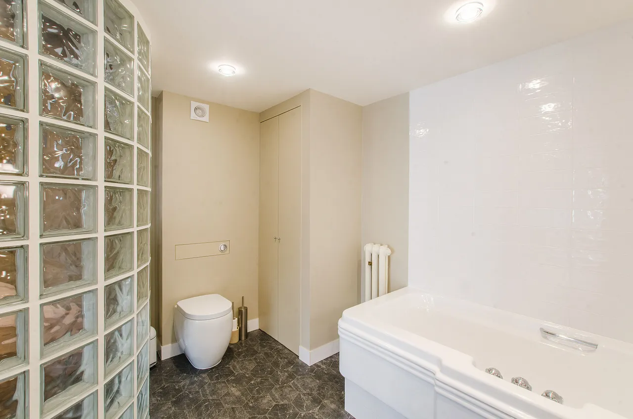 Flat 3, 116 Bermondsey Street, London, photo 11