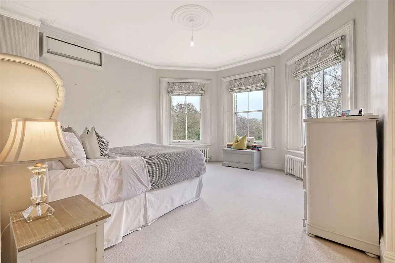 Chelmsford Road, Margaret Roding, Dunmow, Essex, CM6 1QL, photo 11