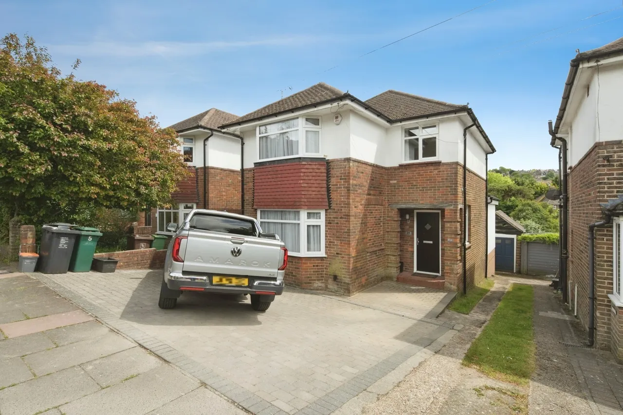 4 bed house for sale, Dale Crescent, Brighton, BN1
