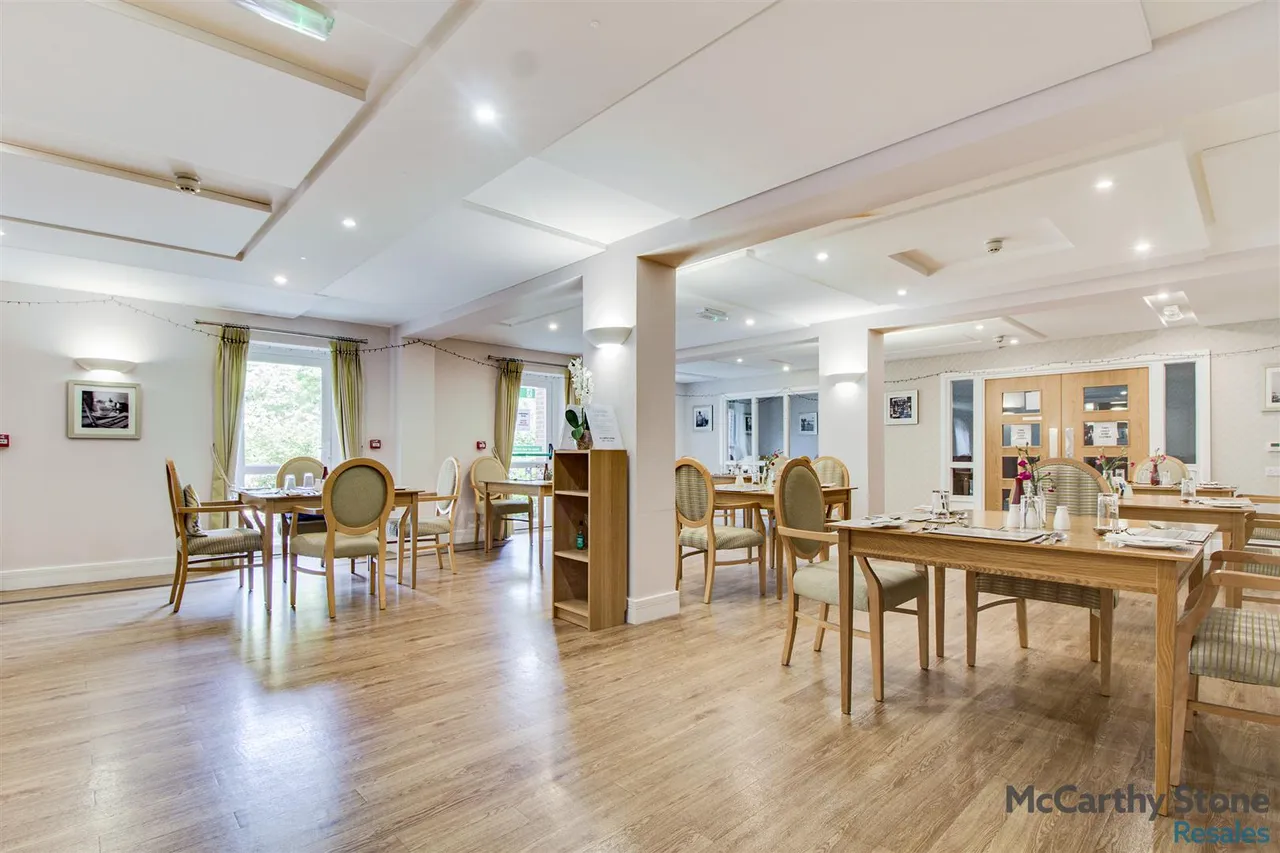 College Way, Welwyn Garden City, AL8, photo 40