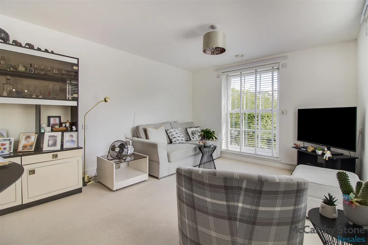 College Way, Welwyn Garden City, AL8, photo 4