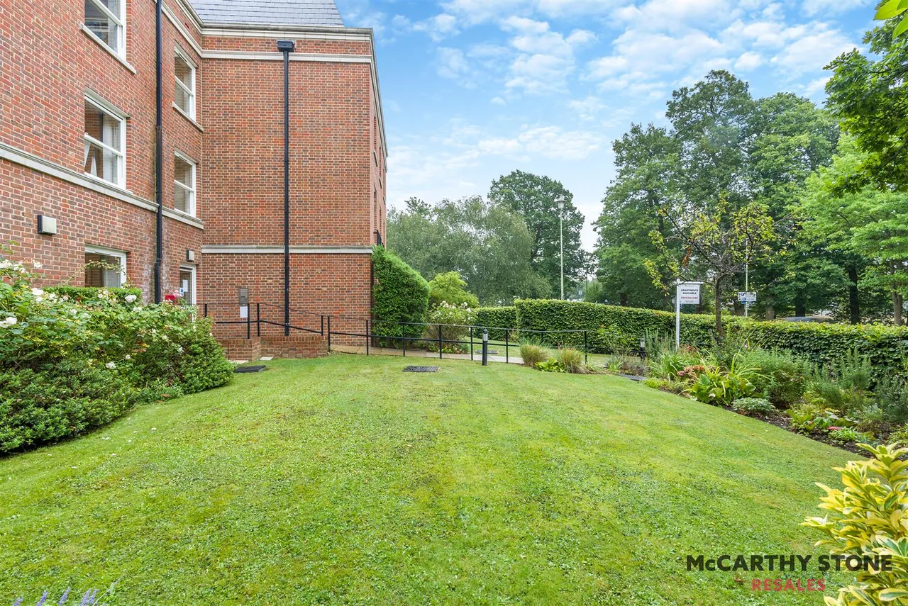 College Way, Welwyn Garden City, AL8, photo 36