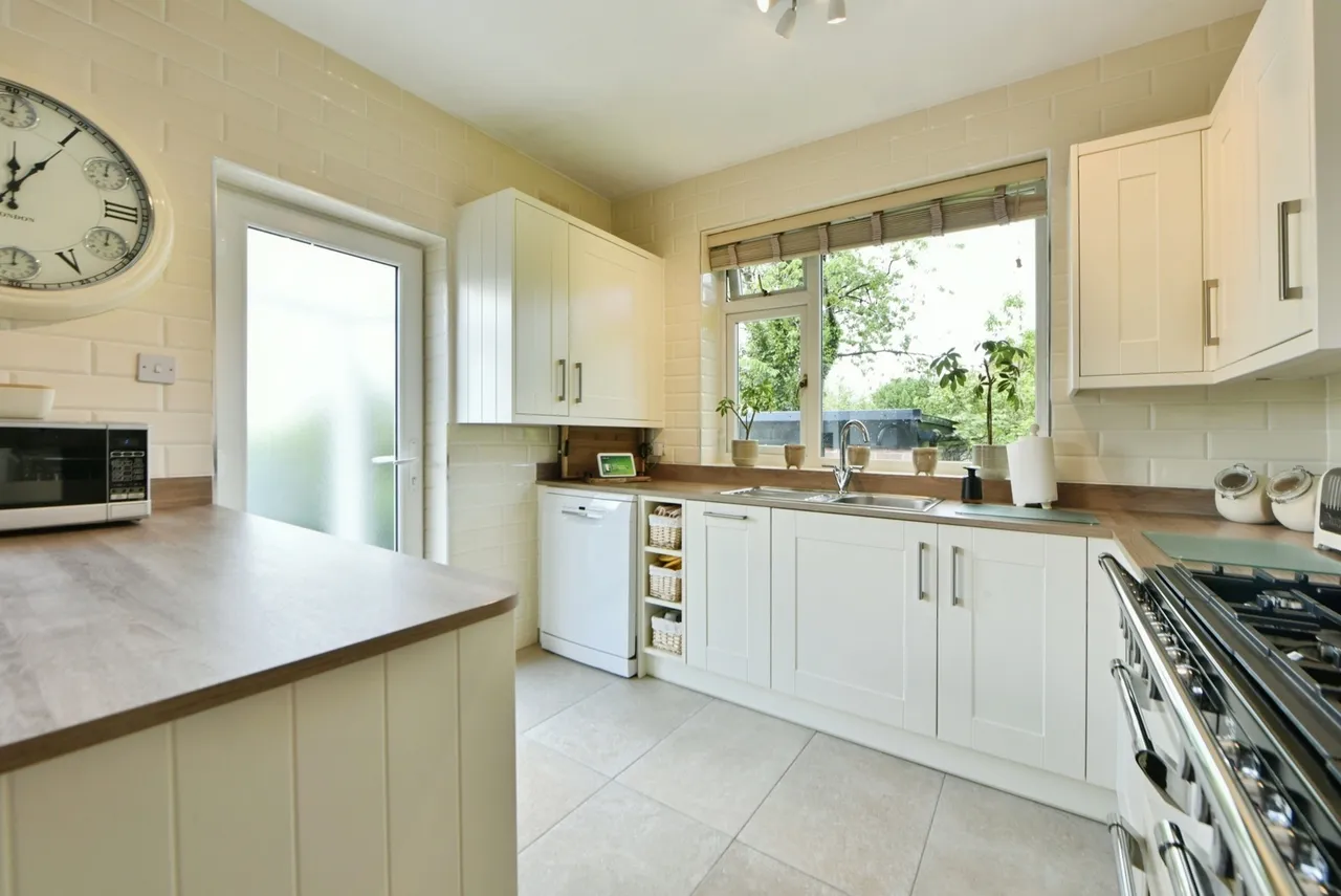 Guywood Lane, Romiley, Stockport, Greater Manchester, SK6, photo 4