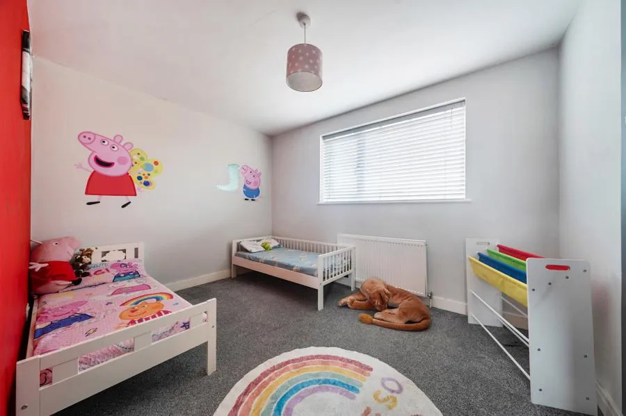Queens Road, Carterton, OX18, photo 7