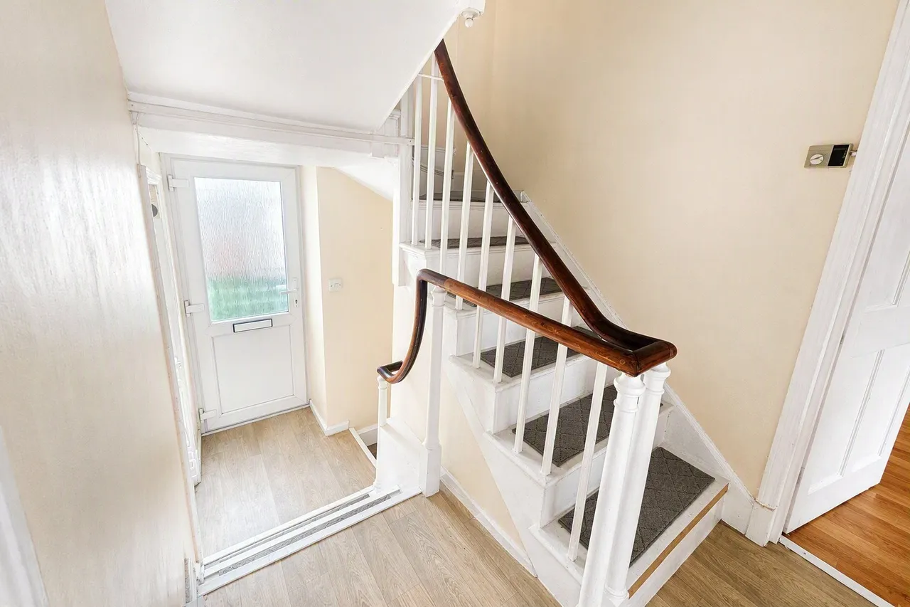 Commercial Road, Dawlish, EX7, photo 4