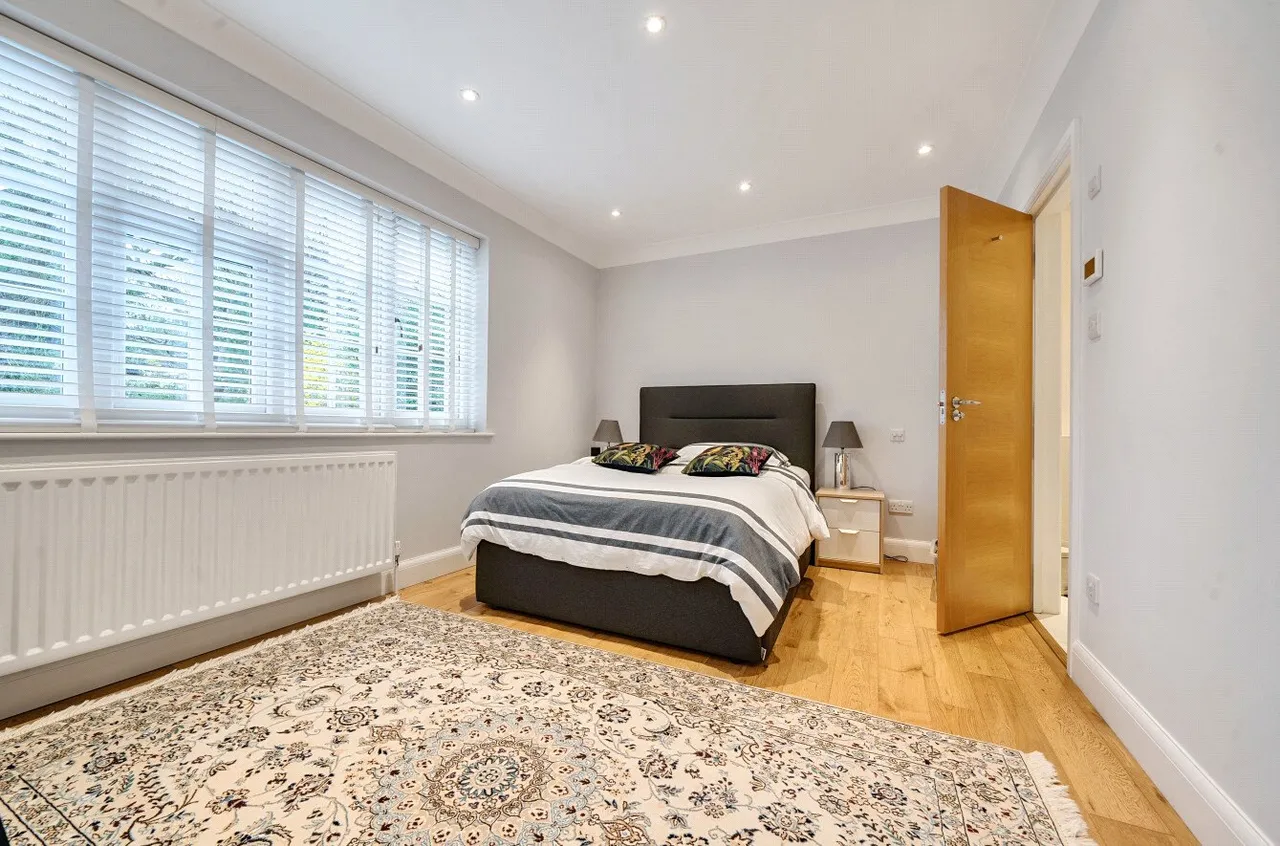 Harmsworth Way, Totteridge, London, N20 8JT, photo 14