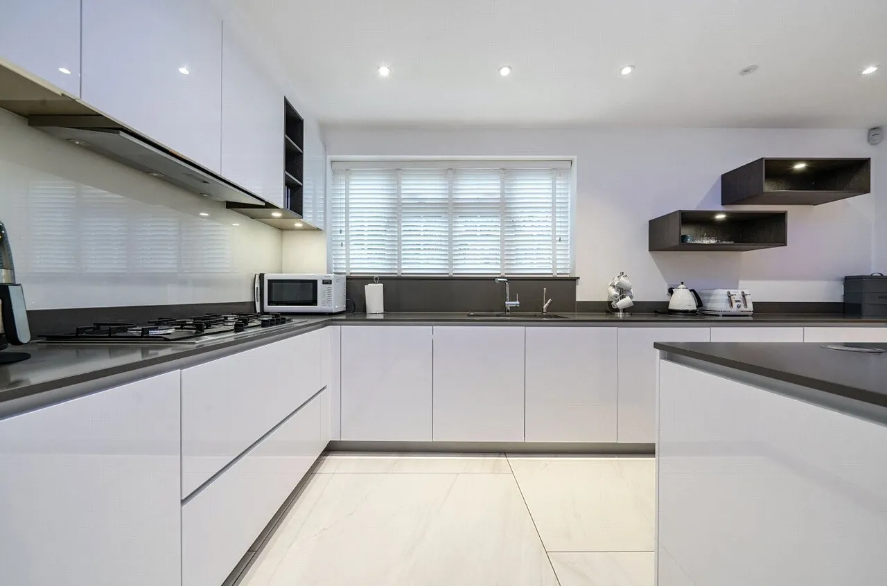 Harmsworth Way, Totteridge, London, N20 8JT, photo 11
