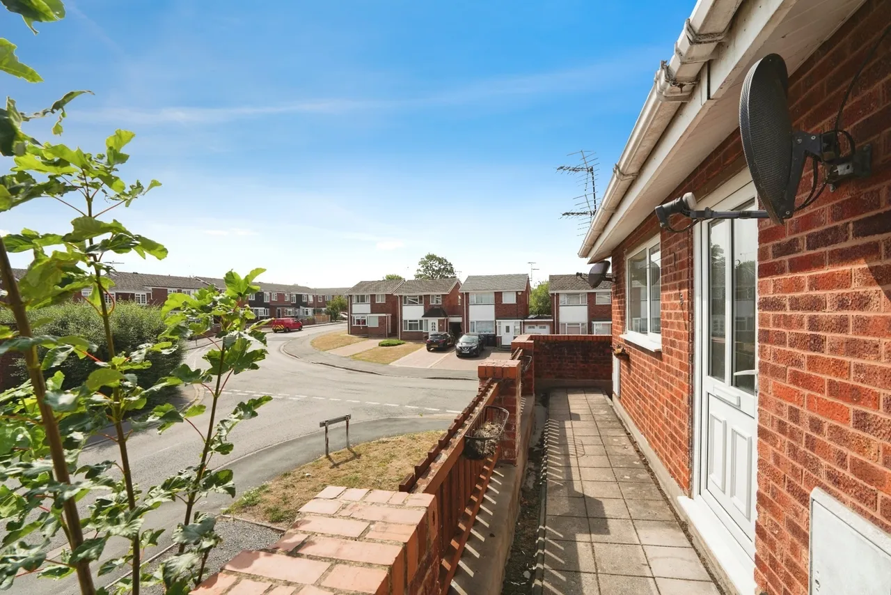 Elkstone Close, Worcester, WR4, photo 2
