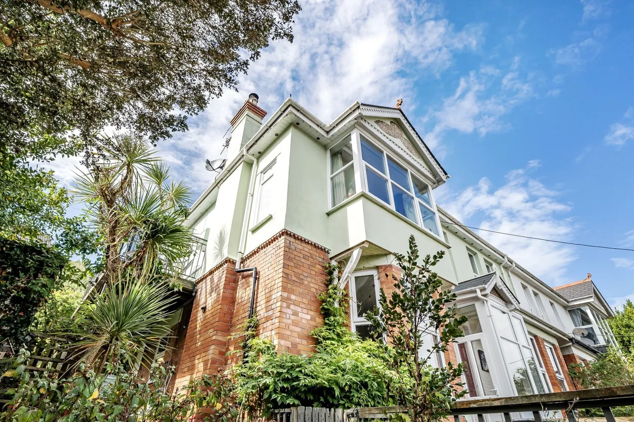 3 bed property for sale, Higher Brimley Road, Teignmouth, TQ14