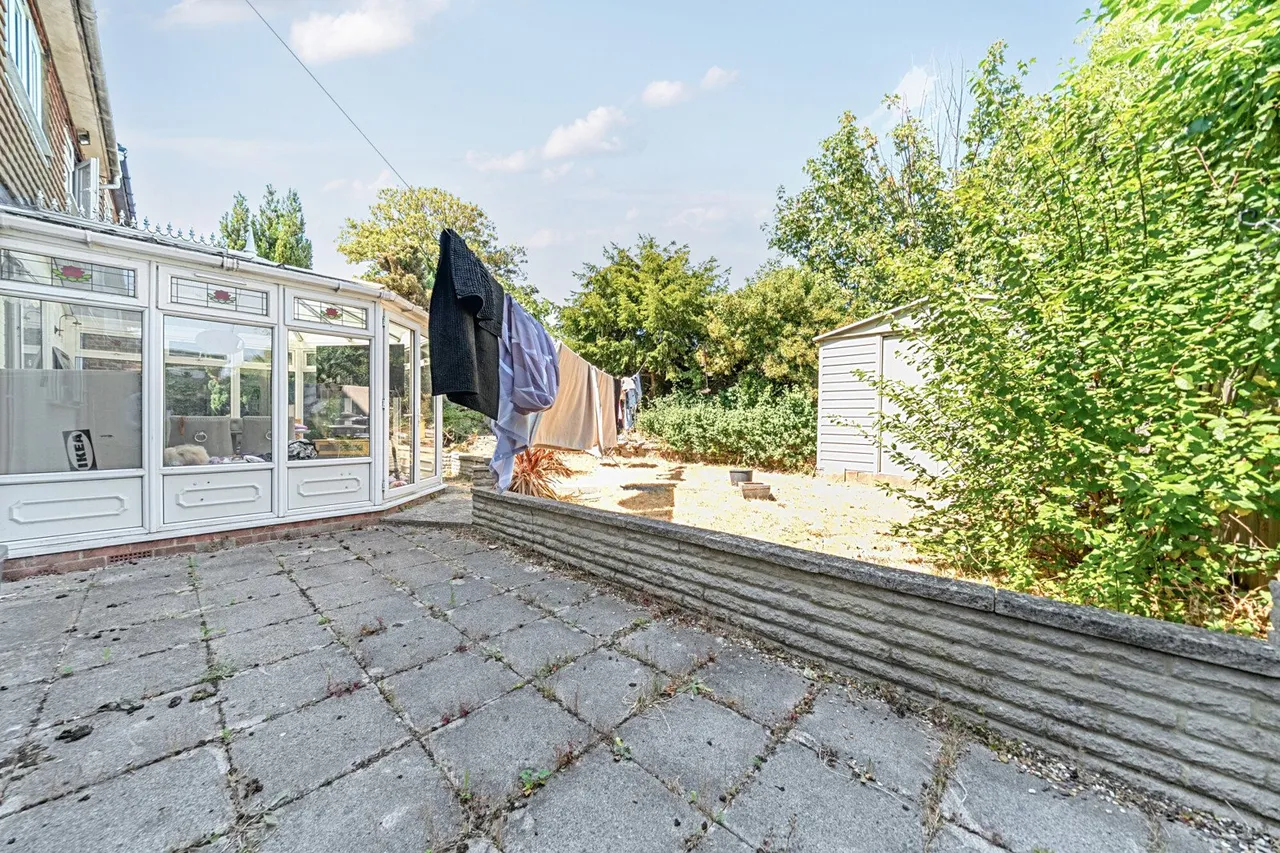 Bexley Road, DA8, photo 3