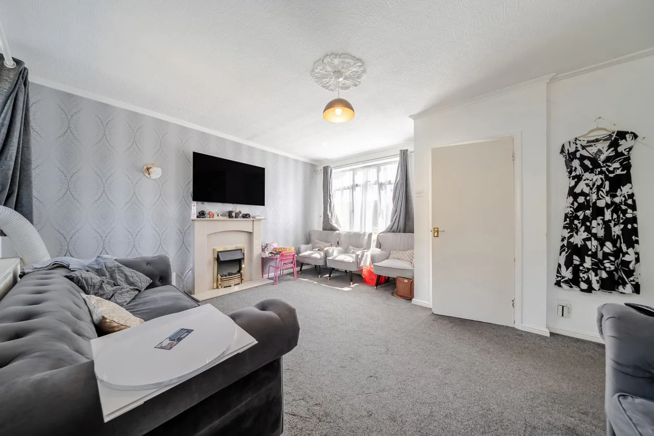 Bexley Road, DA8, photo 4