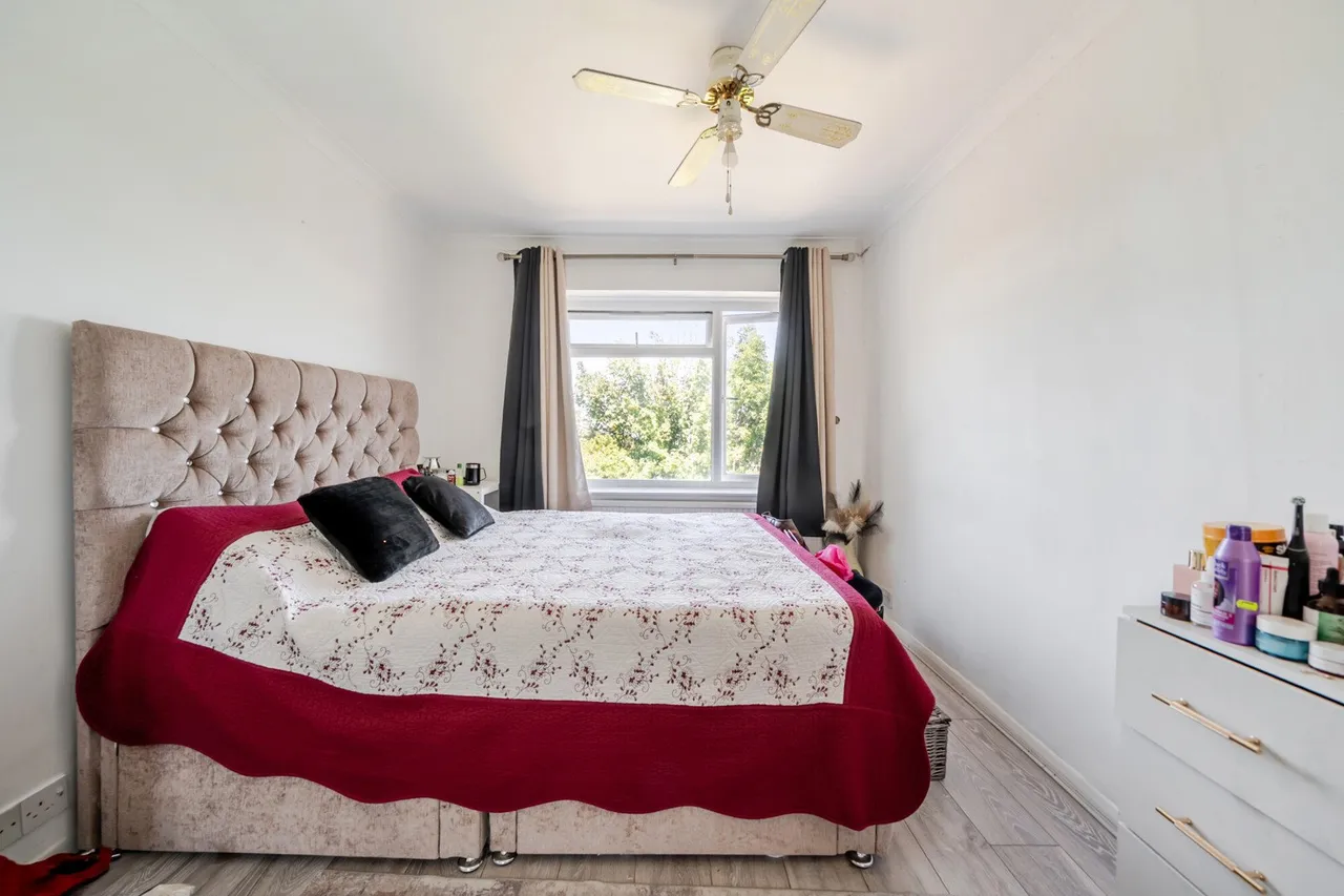 Bexley Road, DA8, photo 5