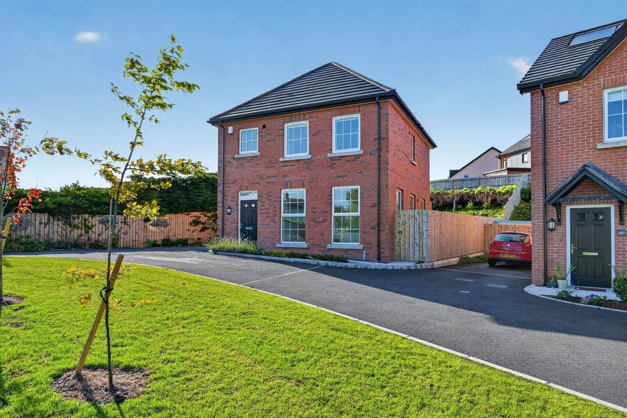 3 bed house for sale, Mealough Place, Carryduff, BT8