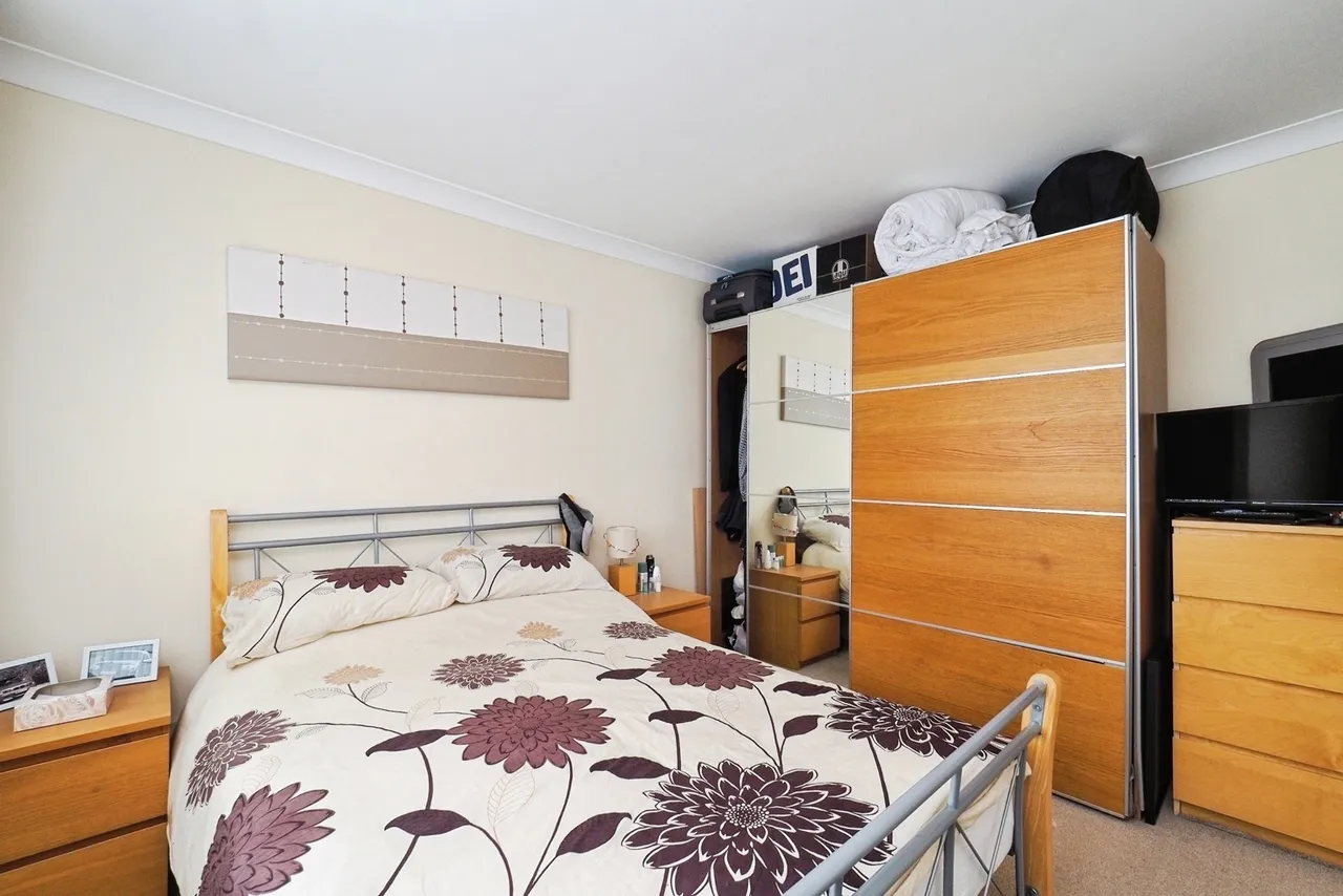 Christina Crescent, Nottingham, Nottinghamshire, NG6, photo 14